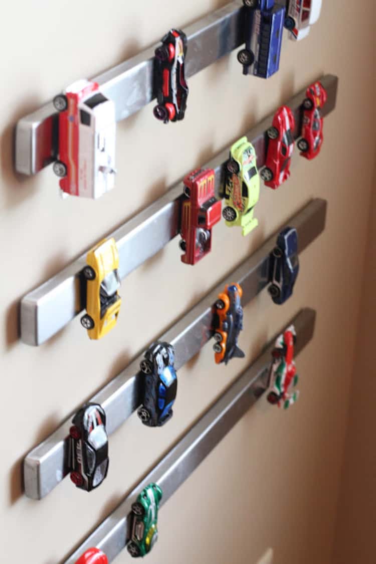Magnetic Hanging Matchbox Toy Cars