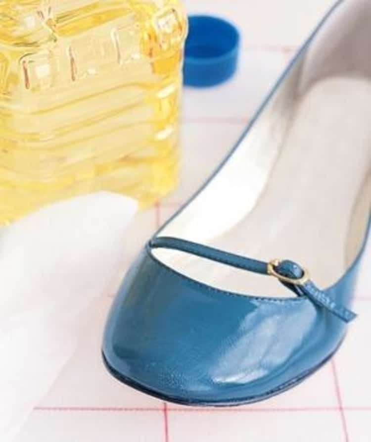 vegetable oil to polish shoes