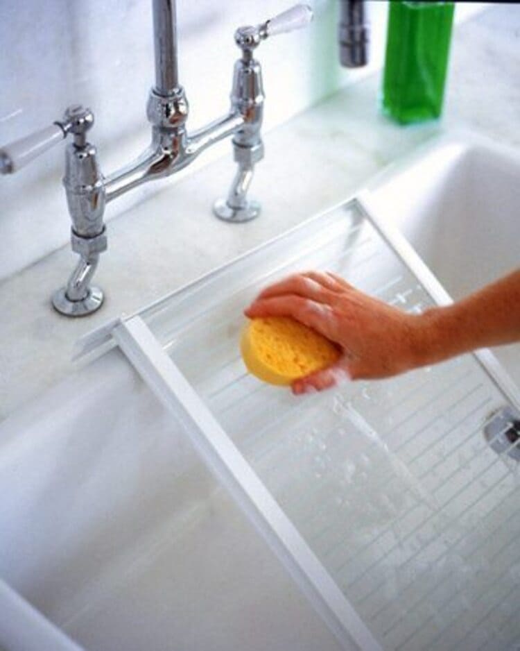 wipe down the inside of the fridge with a sponge to make sure you haven't missed any spills