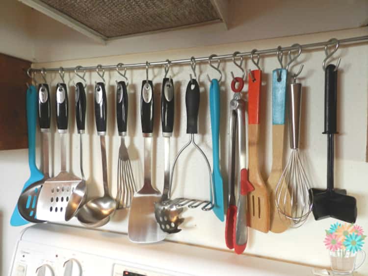 rv hacks - hang utensils