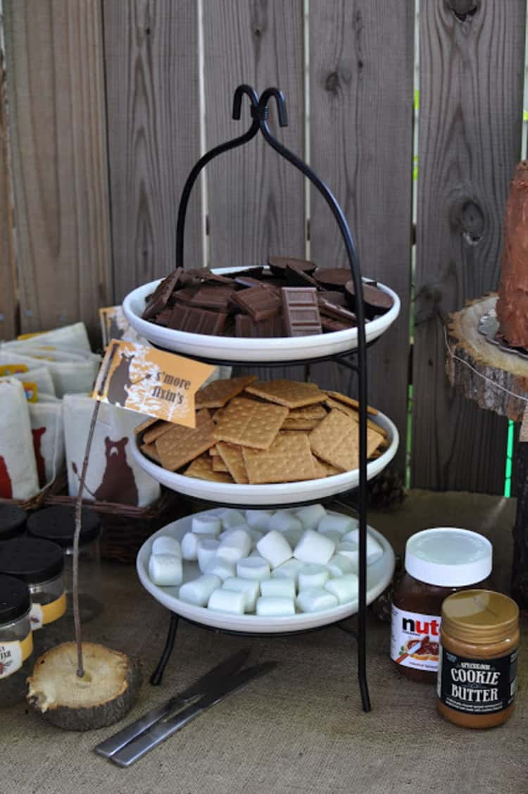 A backyard s'mores station for a s'mores summer party. How cool!