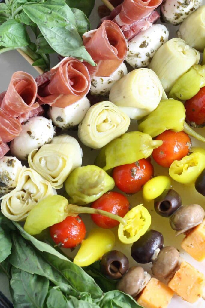 antipasto-skewers-italian-appetizer-4